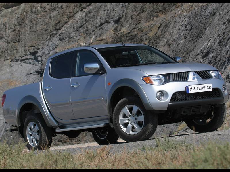 Фото автомобиля Mitsubishi L200