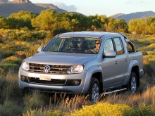 Фото Volkswagen Amarok 4-дв. 2.0 TDI MT (2016) №16