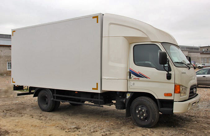 Выпущен фургон Hyundai HD 78 с закабинным спальником